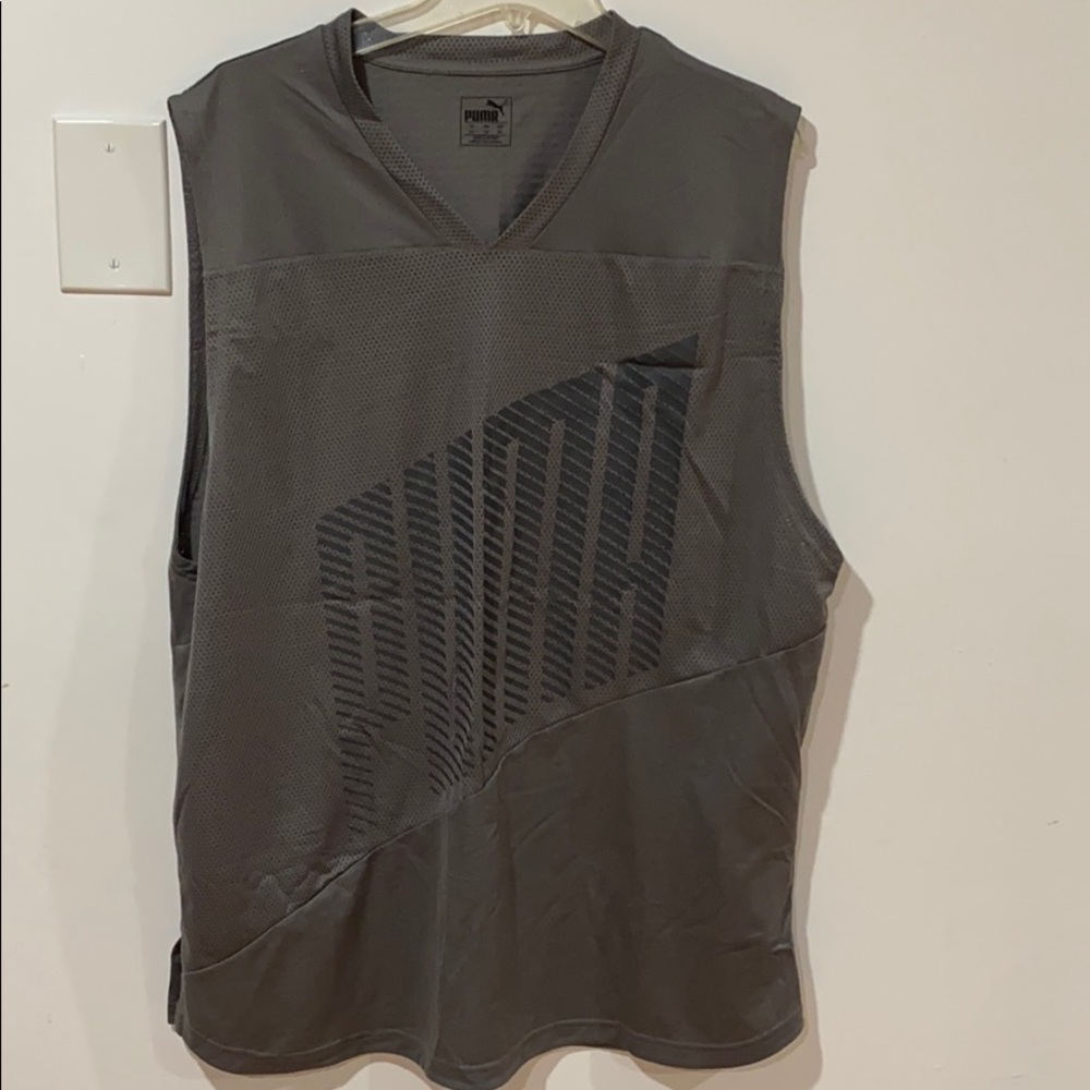 NWT puma gray dry cell tank top with holes ✨